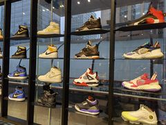 -Air Jordan(世贸天阶店)