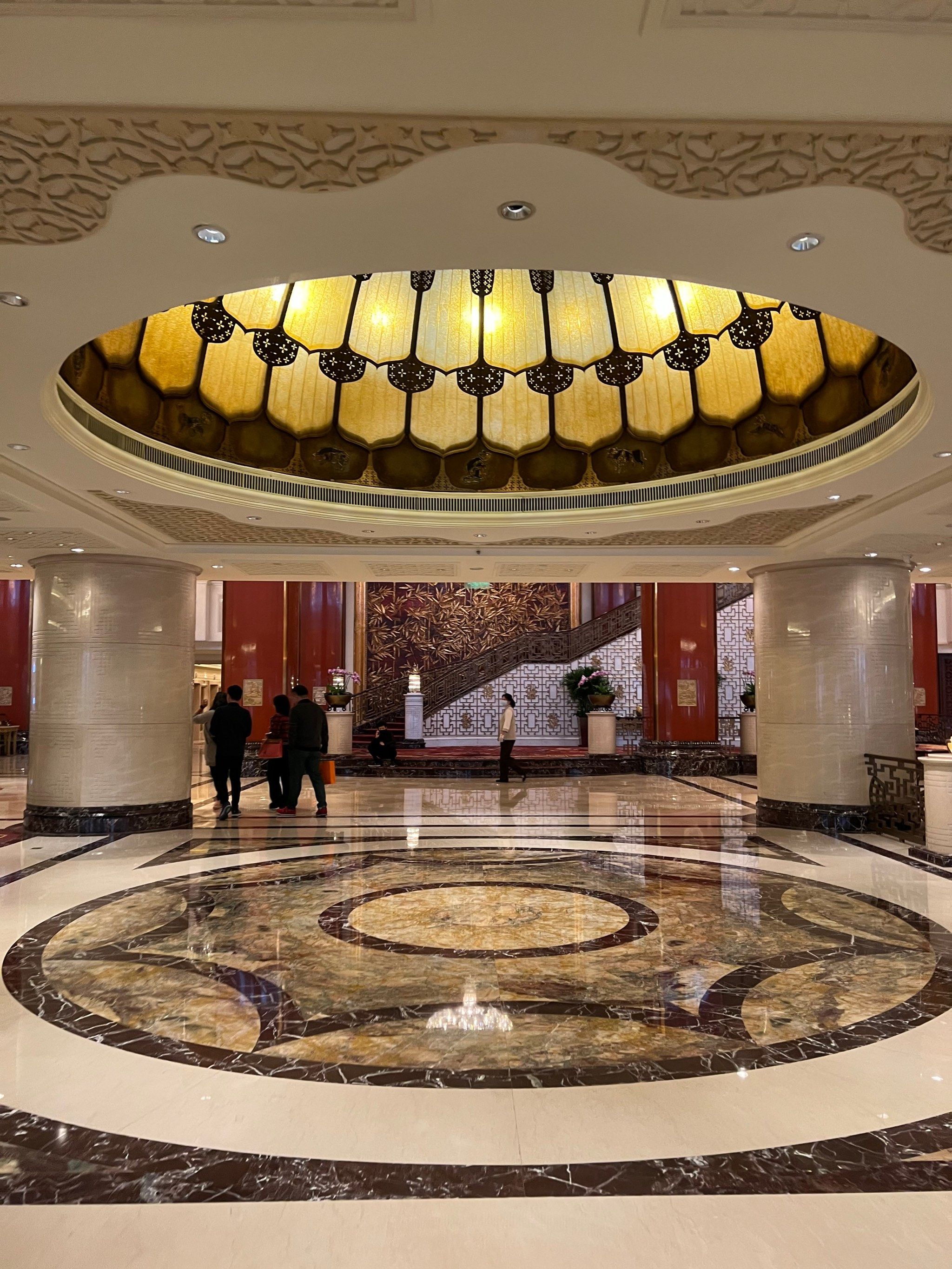 打卡中国大饭店美味自助餐