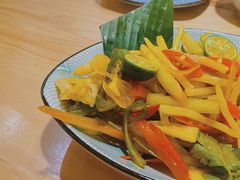 越式酸辣鸡爪-越美小馆·越南料理(曲江店)
