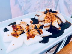 自制桂花凉糕-金牌老碗时尚陕菜(王府井百货店)
