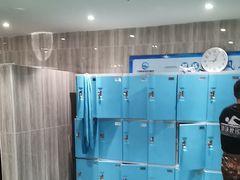 -小蓝鲸游泳培训基地(石景山店)