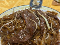 干炒牛河-天宝食坊·啫啫煲大排档(西华路店)