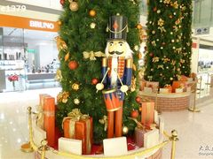 -统一梦时代购物中心