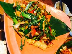 -云海肴·汽锅鸡·云南菜(天山百盛优客店)