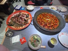 -吃城都·鱼蛙火锅(西玉龙街店)