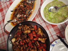 -新李记 · 口味菜馆(南郊公园店)