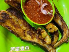 -明记烧鱼美味店