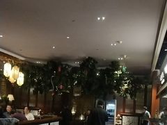 -八府香鸭·啫啫煲(华山路店)