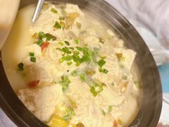 -魏铭鱼头捞饭(晋阳路店)