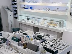 -浮光眼镜·蔡司视觉合作·数字验配中心(陆家嘴店)