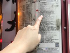 巴士站旁边-明记牛杂(新马路分店)