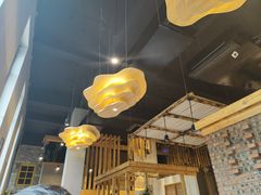 -墨居上隐·院子里火锅(峨眉店)