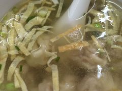 小馄饨-黄阿姨锅贴大王(万航渡路店)