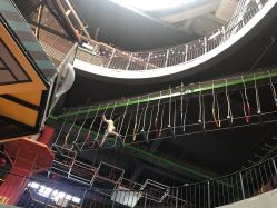 -嗨翻Hi-Fun竞技主题乐园·蹦床团建生日聚会(五棵松华熙店)
