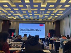 -上海龙之梦万丽酒店