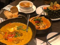 菠萝海鲜炒饭-美奈小馆·越南料理(中航城君尚购物中心店)