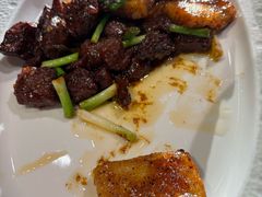 -香山湖家家宴(中山陵店)