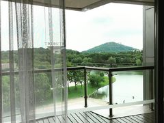 -上海佘山世茂艾美酒店