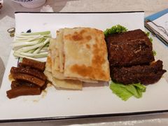 烙饼卷带鱼-大碗居·烤鸭·鱼头泡饼(天坛东门店)