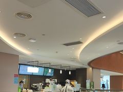 -奈雪的茶(广州万菱汇PRO店)