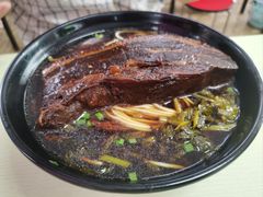 大肉面-小龙大肉面馆
