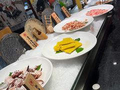 -四海一家自助餐(益田假日广场店)