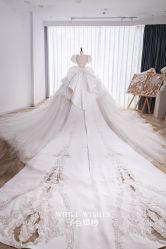 -予白婚纱礼服馆