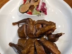 椒香乳鸽-蜀宴小调·精致家常菜(来福士店)