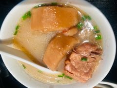 野藕排骨汤-简小舍·民间手艺菜(武昌江滩店)