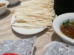 -台北吴记老锅底麻辣火锅(蓝村路店)