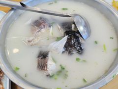 -雪湖煜辰鱼头老店(雪野湖店)