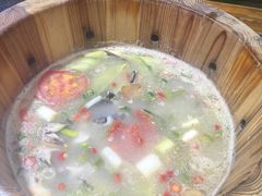 -秋语木桶鱼.酸菜鱼(开发区火车站店)