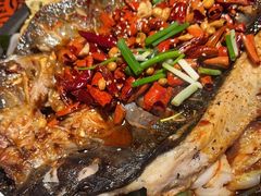 -鸣记脆皮烤鱼·海鲜烤鱼(三八广场店)