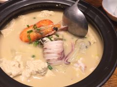 石锅海鲜豆腐汤-必点海鲜·鲅鱼水饺(鞍山西道店)
