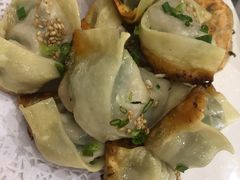 生煎馄饨-小实惠嘉(威海路店)