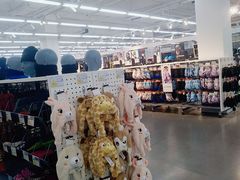 -迪卡侬(苗岭路店)