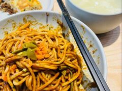 -牛师傅牛肉面(尚隆路店)