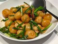韭菜烧土豆丸子-新荣记(建国门外大街店)