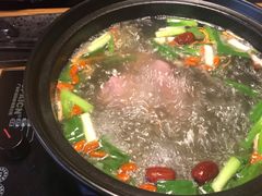 -陆记牛庄·碳锅龙虾烧烤(爱上花园店)