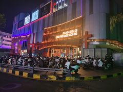 -吾悦广场(南京鼓楼店)