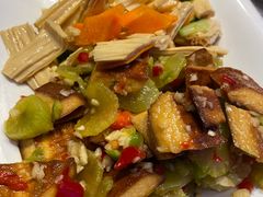 -营信刘罗锅铁锅炖(民主店)
