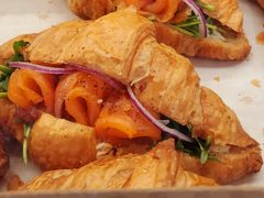 烟熏三文鱼牛角-PAPER STONE BAKERY(天汇广场店)