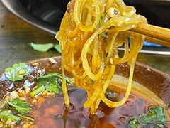 -黄潇洒老火锅(九眼桥宏济巷店)
