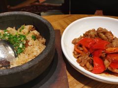 当红小炒肉石锅饭-新白鹿餐厅(爱琴海购物中心店)