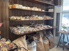 -雀食面包店(钟楼店)
