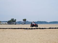 -柳湖沙月沙滩公园