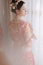 点击看大图 复古优雅-觅白婚纱礼服馆
