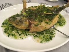 特色葱油飞鱼-岭南海晏楼(东晓南店)