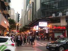 -八一好吃街·高品美食广场