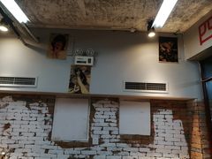 -四小区火锅·巷子里的重庆火锅(花照壁店)